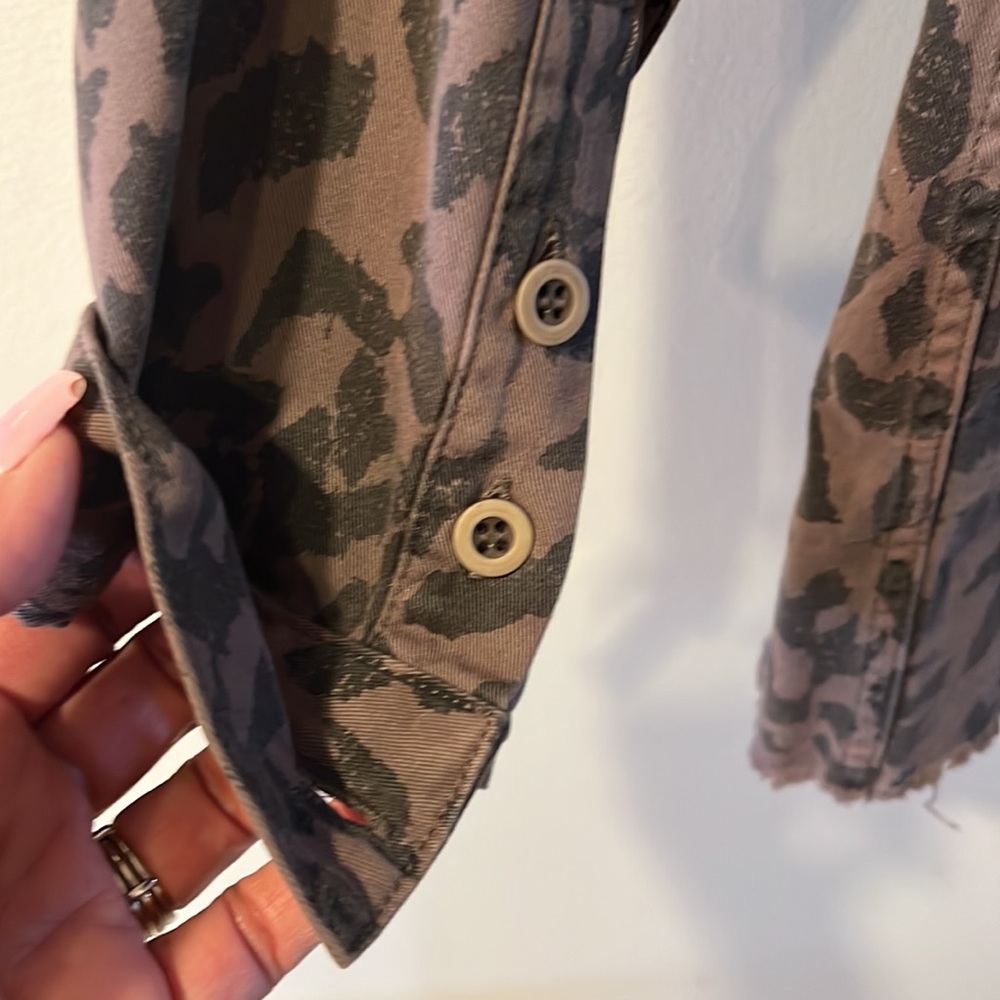 PISTOLA denim animal print jacket - Picture 10 of 11